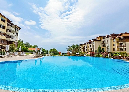 Großes Studio mit Meerblick in einem luxuriösen Spa-Komplex. Foto 7