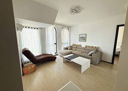 Большая двухкомнатная квартира в 400 метрах от моря. Фото 2 Большая двухкомнатная квартира в 400 метрах от моря. Фото 2