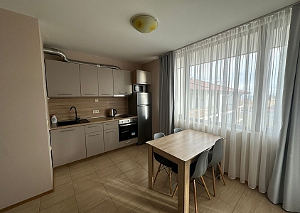 Two bedroom apartment in Nessebar. Photo 4