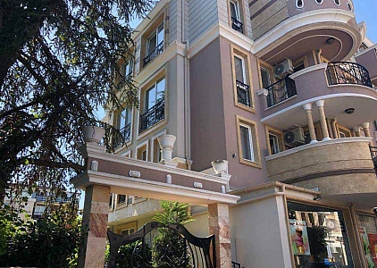 Gemütliche Zweizimmerwohnung im Zentrum des Dorfes. Rawda. Foto 3