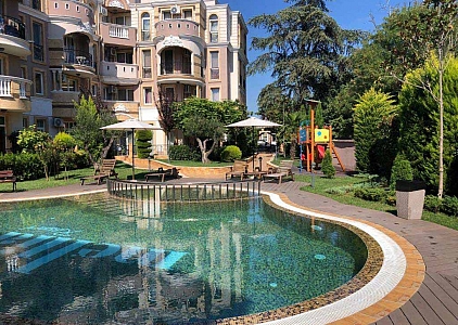 Gemütliche Zweizimmerwohnung im Zentrum des Dorfes. Rawda. Foto 1