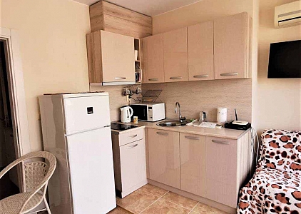 Gemütliche Zweizimmerwohnung im Zentrum des Dorfes. Rawda. Foto 6