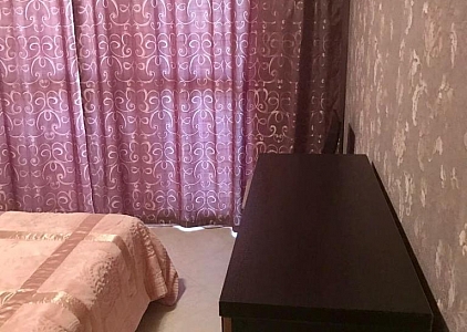 Двухкомнатная квартира с видом на бассейн в хорошем комплексе. Фото 6