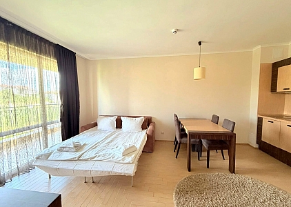 Jasne dwupokojowe mieszkanie w prestiżowym kompleksie w pierwszej linii. Zdjęcie 2 Jasne dwupokojowe mieszkanie w prestiżowym kompleksie w pierwszej linii. Zdjęcie 2