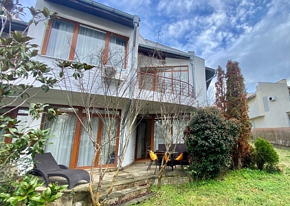 Таунхаус с двумя спальнями в красивом комплексе. Фото 10