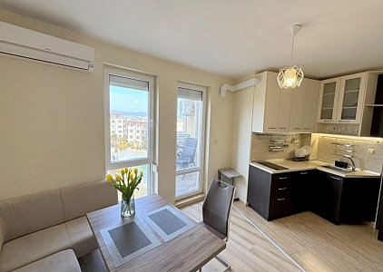 Трикімнатна квартира в гарному комплексі. Фото 2