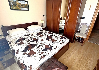 Geräumige Wohnung in einem Luxuskomplex in erster Linie. Foto 3