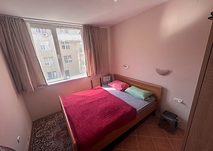 Apartment mit zwei Schlafzimmern in einer ruhigen Gegend von Sonnenstrand. Foto 3