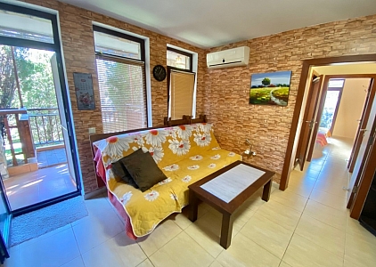 Prostorný byt v dobrém rezidenčním komplexu. Foto 12