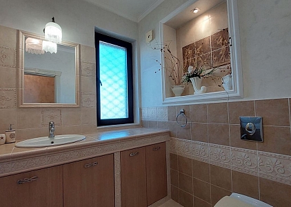 Luxurious four-bedroom house in a beautiful cottage community. Photo 34