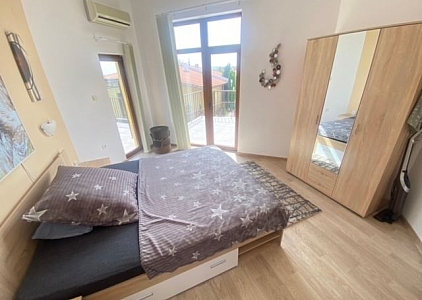 Beautiful house with veranda and yard in a family complex. Photo 17