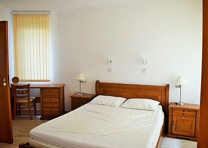 Просторная квартира с двумя ванными и личным двориком!. Фото 14