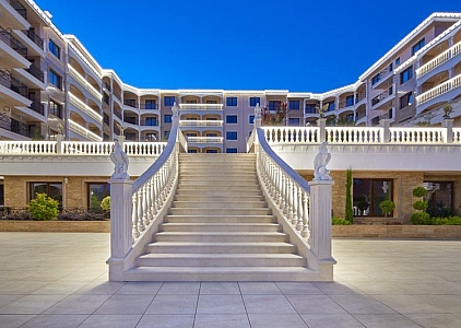 Luksusowy apartament z widokiem na morze w pierwszej linii. Zdjęcie 10