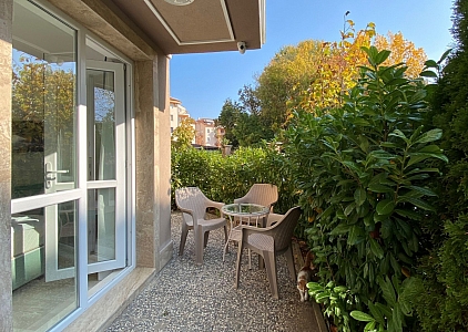 Stilvolles Studio mit privatem Innenhof in einer wunderschönen Anlage. Foto 4