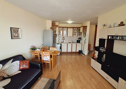 Prostorný byt v první linii. Foto 6