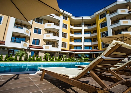 Новая трехкомнатная квартира в Равде - для ПМЖ. Фото 1