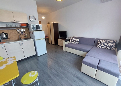 Kompaktes Studio im Sunny View Central-Komplex. Foto 1