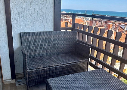 Двокімнатна квартира з панорамним видом на море у Святому Власі. Фото 11