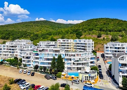 Spacious three-room apartment in a complex in Kosharitsa. Photo 3 Spacious three-room apartment in a complex in Kosharitsa. Photo 3