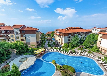 Apartment mit Meerblick in einer Luxusanlage. Foto 1