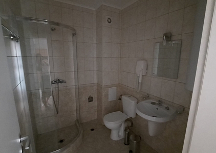 Просторная трехкомнатная квартира в 7 минутах ходьбы к морю. Фото 8