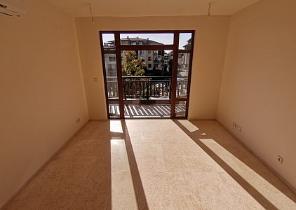 Новый трехкомнатный апартамент на первой линии Святого Власа. Foto 8