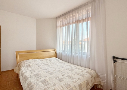 Großes Haus mit Pool in einer schönen Anlage. Foto 4