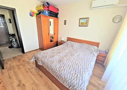 Двокімнатна квартира з видом на басейн у Равді. Фото 5