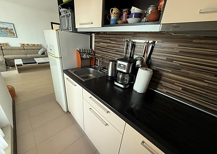 Большая двухкомнатная квартира в 400 метрах от моря. Фото 3 Большая двухкомнатная квартира в 400 метрах от моря. Фото 3