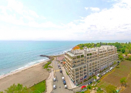 Квартира з переднім видом на море на першій лінії. Фото 10