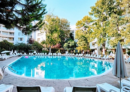 Квартира с видом на бассейн в 100 метрах от пляжа. Foto 1 Квартира с видом на бассейн в 100 метрах от пляжа. Foto 1