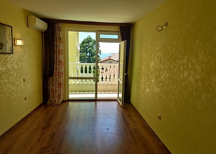 Spacious unfurnished studio with incredible sea views. Photo 2 Spacious unfurnished studio with incredible sea views. Photo 2
