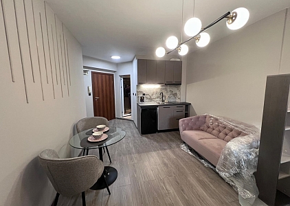 Krásný studiový byt s novou rekonstrukcí a nábytkem. Foto 2 Krásný studiový byt s novou rekonstrukcí a nábytkem. Foto 2