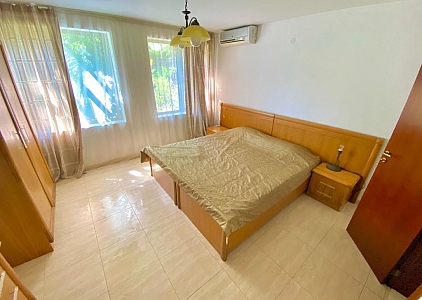 Beautiful house in the complex  Beautiful house in the complex