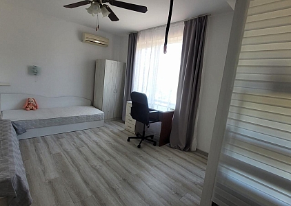 Vynikající byt ve velkém komplexu. Foto 6