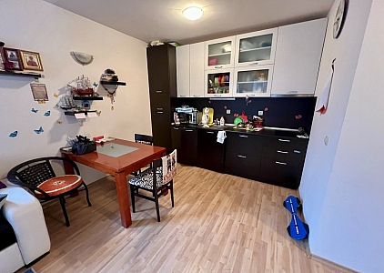 Отличная квартира с видом на бассейн. Foto 3