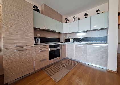Krásný apartmán s luxusním balkonem v centru letoviska. Foto 20