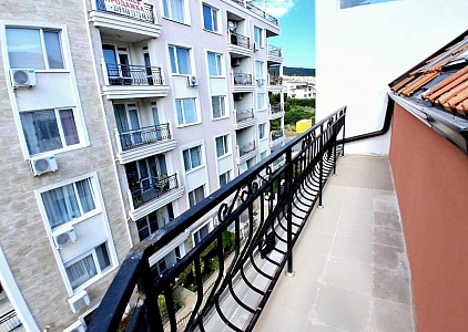 Hervorragende Wohnung für dauerhaften Wohnsitz und Sommerurlaub. Foto 7