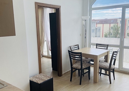 Недорогая трехкомнатная квартира в семейном комплексе. Фото 7