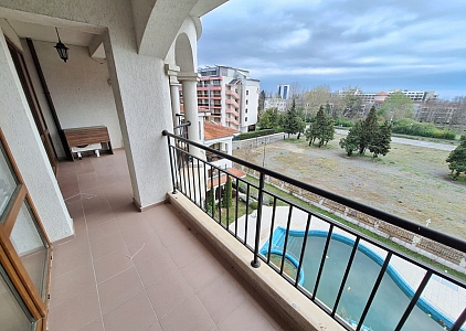 Krásný apartmán s luxusním balkonem v centru letoviska. Foto 8