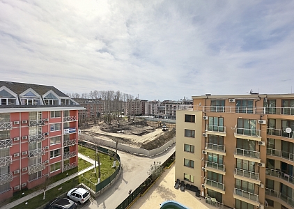 Просторная студия с большой террасой. Фото 24