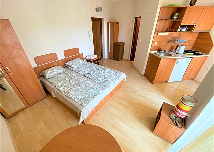 Отличная студия в пешей доступности к морю . Фото 7