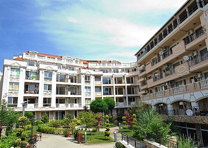 Ausgezeichnete Wohnung in einer schönen Anlage in Nessebar. Foto 3