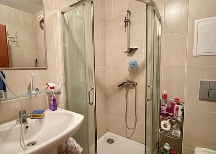 Zweizimmerwohnung in einem SPA-Komplex mit Meerblick. Foto 8