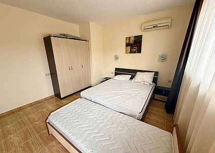 Apartament z widokiem na duży teren kompleksu. Zdjęcie 22 Apartament z widokiem na duży teren kompleksu. Zdjęcie 22