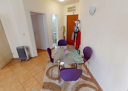 Ładny, trzypokojowy apartament z widokiem na basen w samym centrum. Zdjęcie 11 Ładny, trzypokojowy apartament z widokiem na basen w samym centrum. Zdjęcie 11