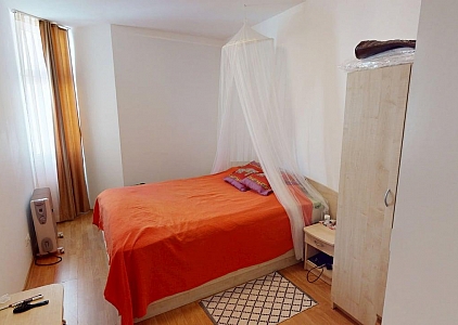 Ładny, trzypokojowy apartament z widokiem na basen w samym centrum. Zdjęcie 18 Ładny, trzypokojowy apartament z widokiem na basen w samym centrum. Zdjęcie 18