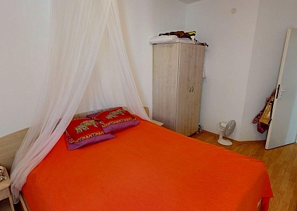 Ładny, trzypokojowy apartament z widokiem na basen w samym centrum. Zdjęcie 19 Ładny, trzypokojowy apartament z widokiem na basen w samym centrum. Zdjęcie 19