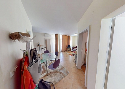 Ładny, trzypokojowy apartament z widokiem na basen w samym centrum. Zdjęcie 21 Ładny, trzypokojowy apartament z widokiem na basen w samym centrum. Zdjęcie 21