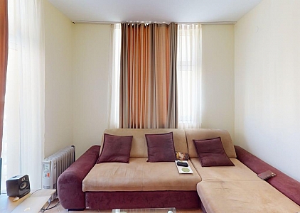 Ładny, trzypokojowy apartament z widokiem na basen w samym centrum. Zdjęcie 9 Ładny, trzypokojowy apartament z widokiem na basen w samym centrum. Zdjęcie 9